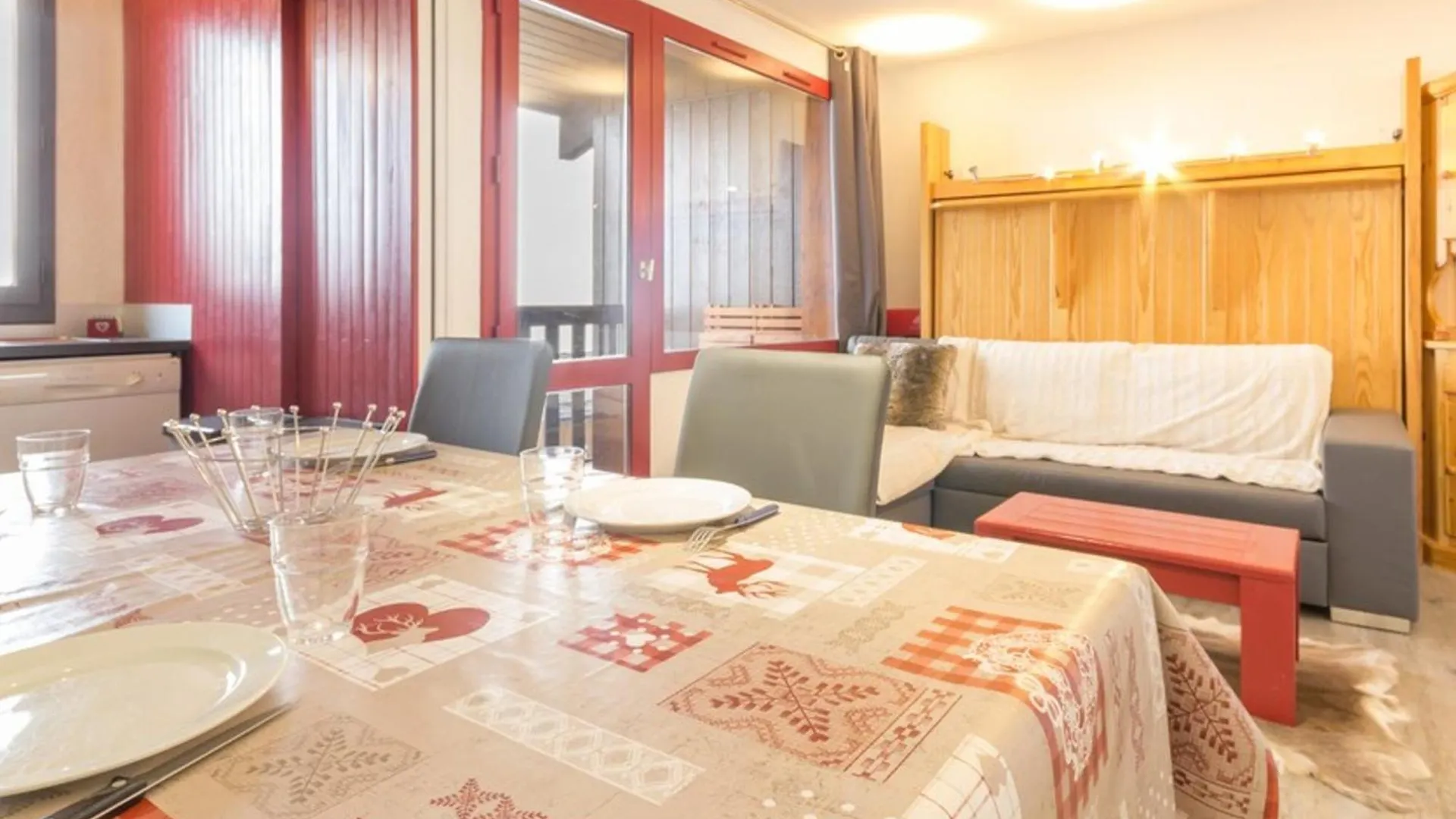 Grand Duplex Confort Au Centre, 6 Pers, Garage, Balcon, Proche Commerces Et Pistes - Fr-1-181-2459 contacts